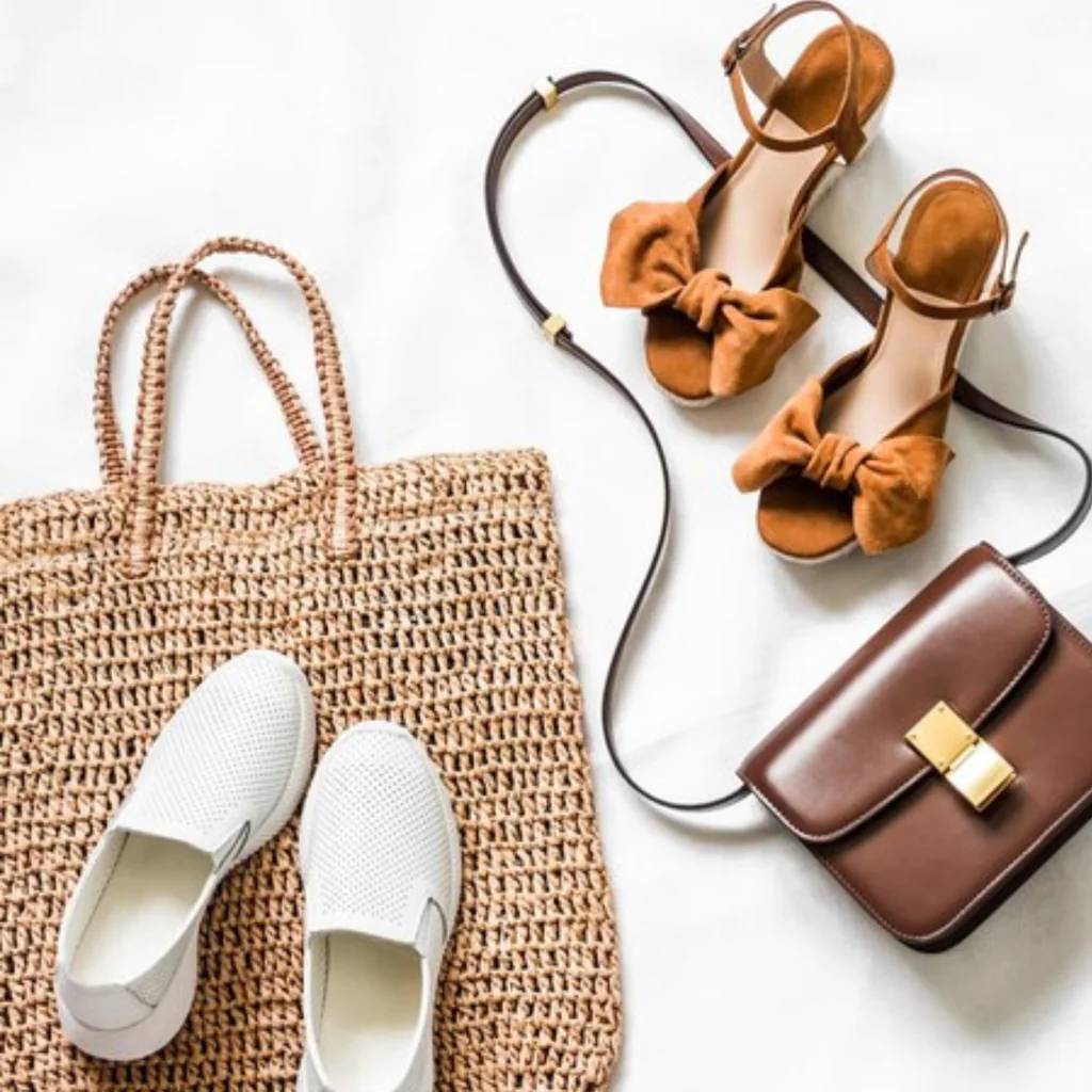 FOOTWEAR & ACCESSORIES