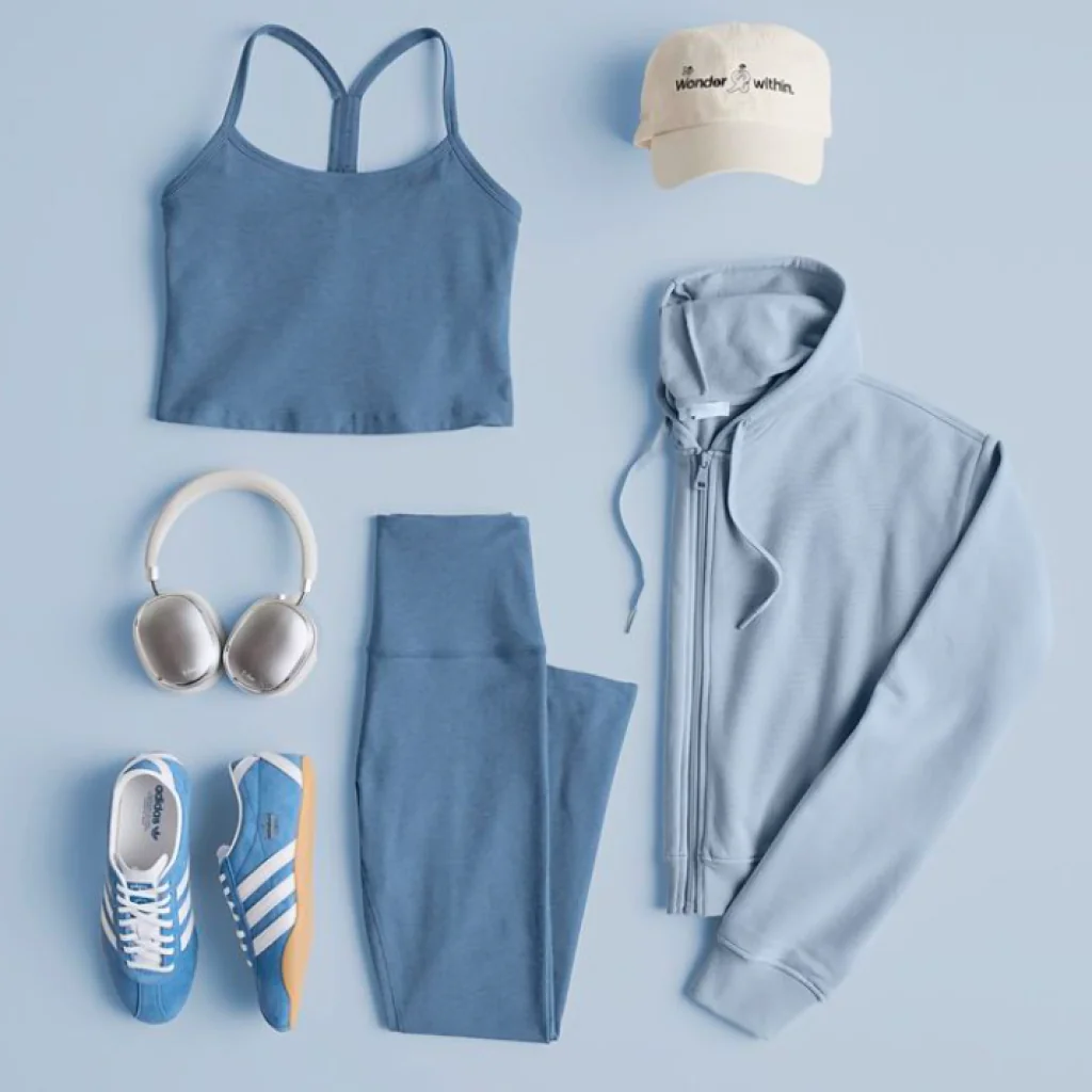SPORTS WEAR